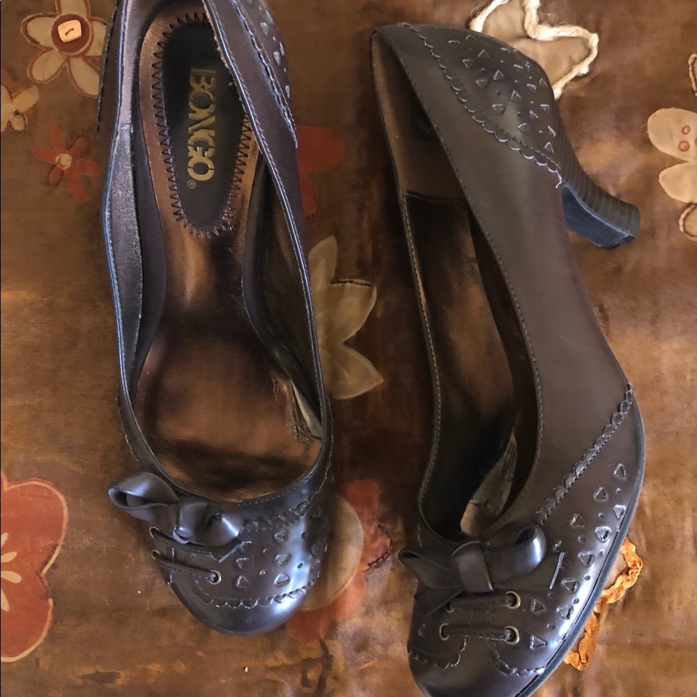 Brown pump shoes - Picture 5 of 9